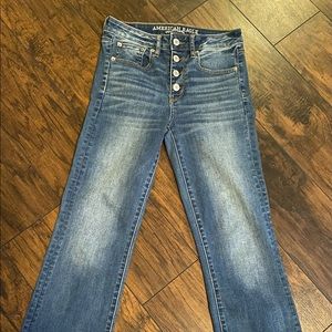 American Eagle Sz 2 Bootcut Jeans Super Stretch X Raw Hem Button Fly